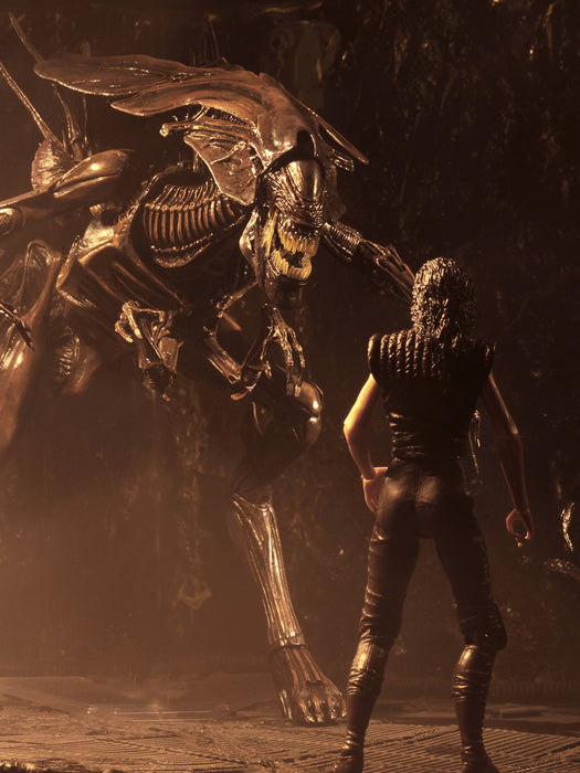 Buy Alien Queen Ultra Deluxe Boxed Figure - Alien: Resurrection - NECA Collectibles from Costume Super Centre AU