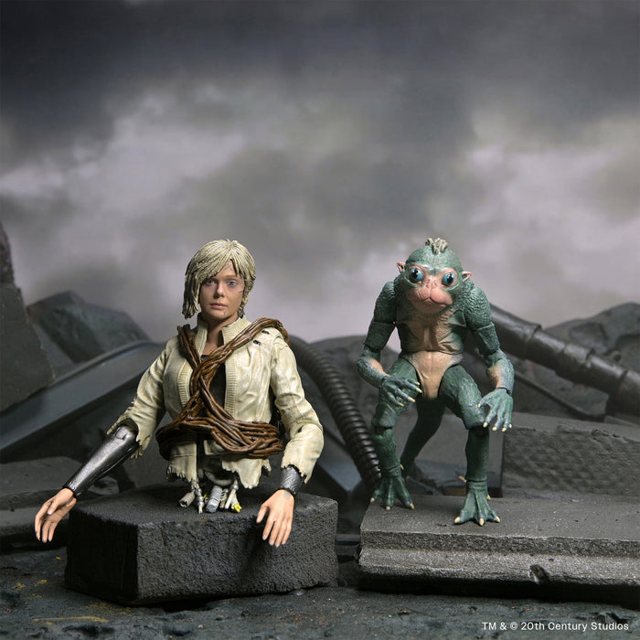 Buy Ultimate Thia & Bed 7” Scale Action Figures - Predator: Badlands - NECA Collectibles from Costume Super Centre AU
