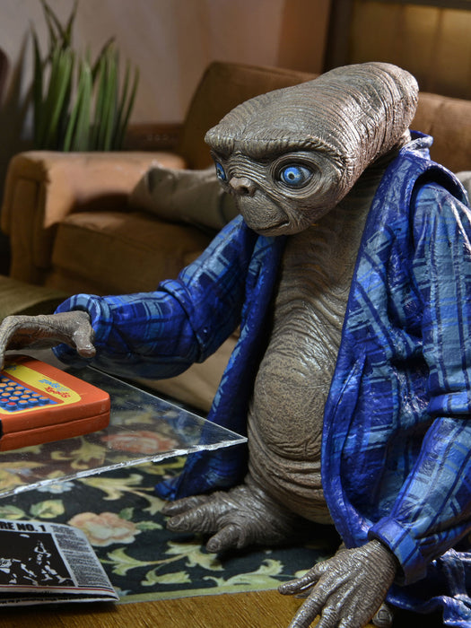 Buy E.T. Ultimate Telepathic 40th Anniversary - 7" Scale Action Figurine - E.T. The Extra-Terrestrial - NECA Collectibles from Costume Super Centre AU